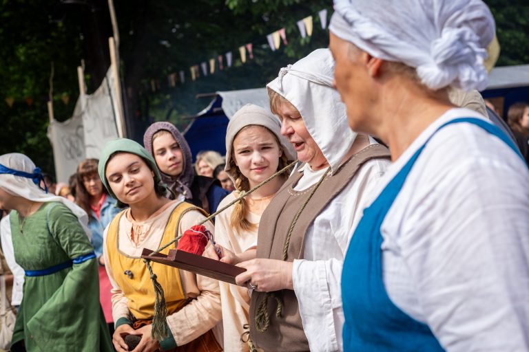 Vielä on aikaa vastata Keskiajan Turun kävijäkyselyyn!