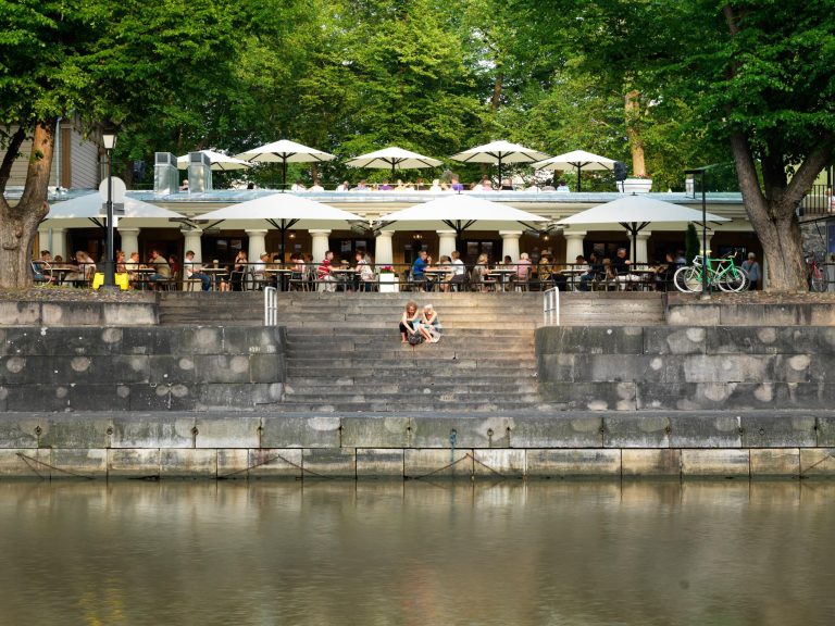 All Eyes on the restaurant Via Tribunali!